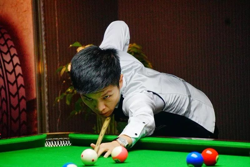 三节中段 三节中段